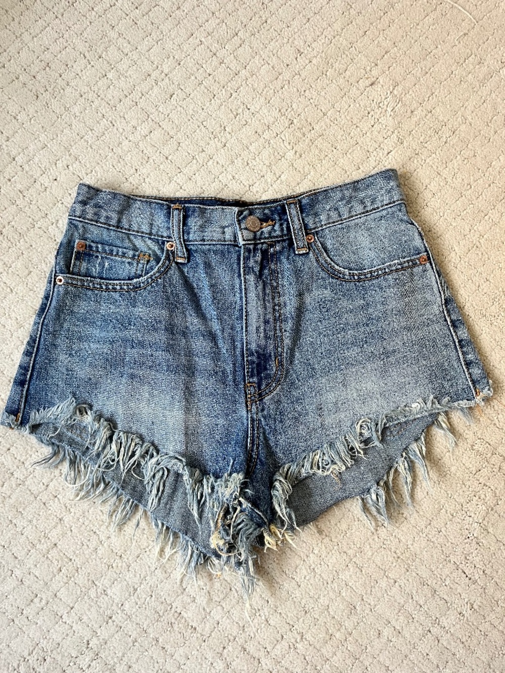 BDG Urban Outfitters High Rise Cheeky Denim Shorts Blue Cut Off Frayed Sz 27